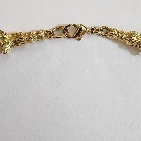 Elegant Gold Chain Necklace - Picture 3 of 6